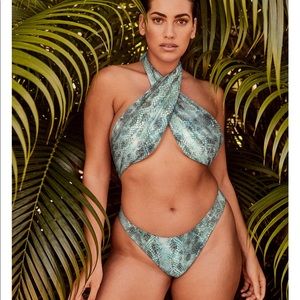 Victoria’s Secret monokini!